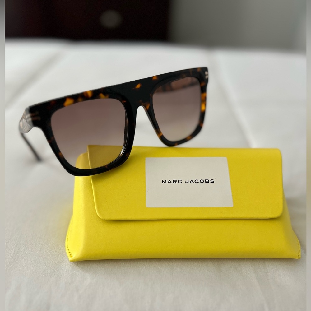 *LIKE NEW* Marc Jacobs Dark Havana/Brown Shaded Sunglasses